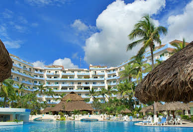 Apartment with pool 3