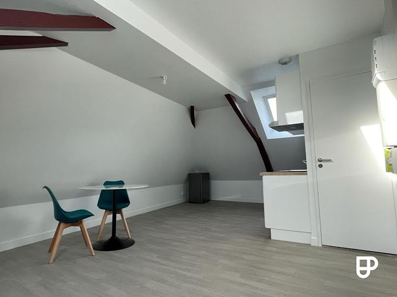 Location meublée appartement 1 pièce 16.79 m² à La Guerche-de-Bretagne (35130), 430 €