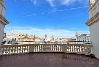 Apartment with terrace 3