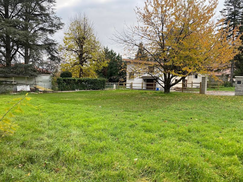 Vente terrain  340 m² à Venissieux (69200), 198 000 €