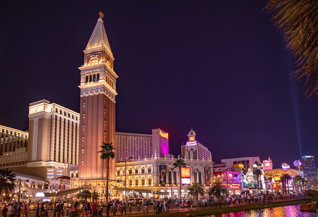 От Йеллоустоуна до Лас-Вегаса на авто