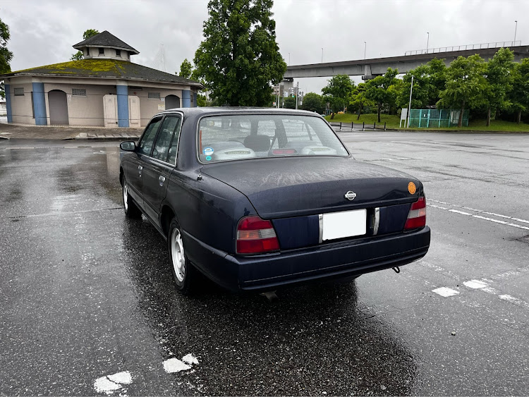 スカイラインのレアな純正パーツに関するカスタム事例の投稿画像2枚目