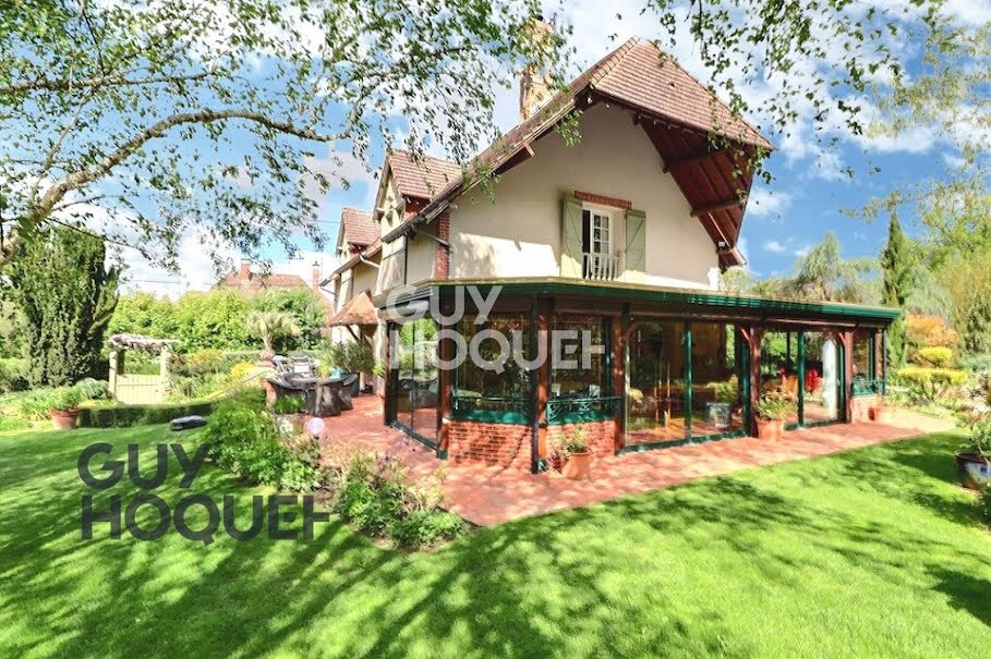 Vente maison 4 pièces 200 m² à Bernay (27300), 399 000 €