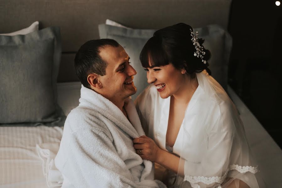 Nhiếp ảnh gia ảnh cưới Yuliya Mayer (juliamayer). Ảnh của 13 tháng 4 2020
