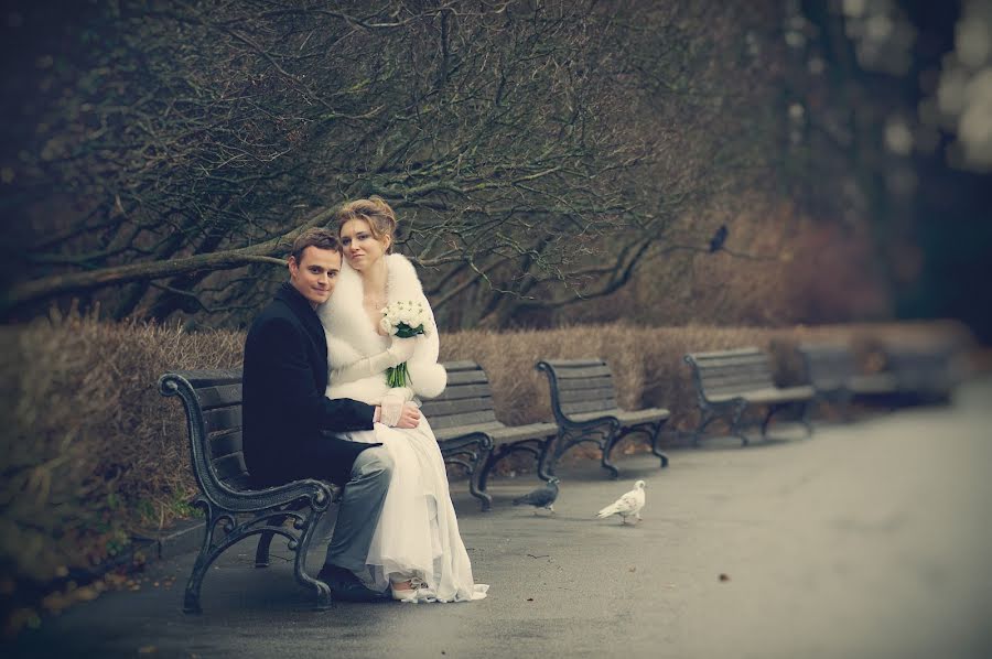 Fotógrafo de casamento Roman Zolotukhin (kadroman). Foto de 5 de março 2016