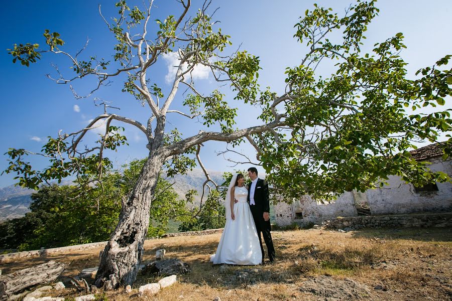 Photographe de mariage Gent Onuzi (gentonuzi). Photo du 28 septembre 2016