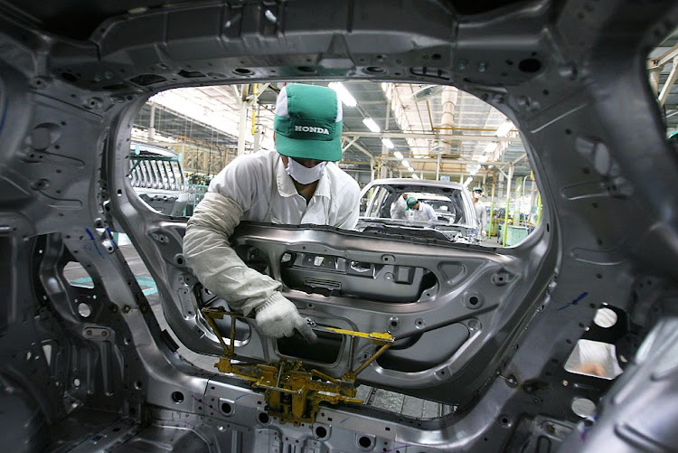 Honda's Japanese car factories will return to normal operations in December, after working at around 90% capacity this month due to a shortage of chips and supply disruptions caused by Covid-19.