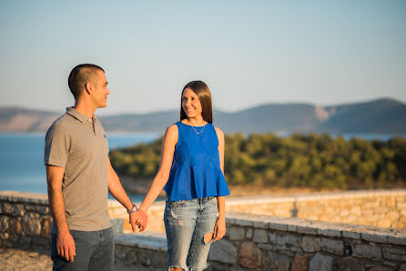 Fotógrafo de casamento Dimitra Pavlaki (teaminmotion). Foto de 7 de fevereiro 2018