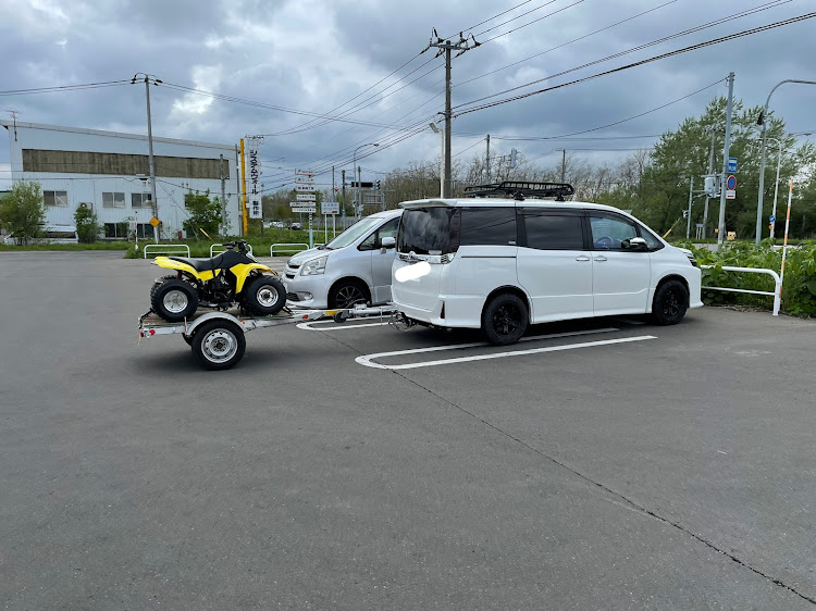 ヴォクシーの北海道・ヴォクシー・札幌・アゲ・ATVバギーに関するカスタム事例の投稿画像3枚目
