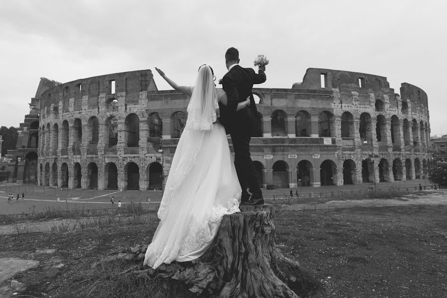 結婚式の写真家Luca Caparrelli (lucacaparrelli)。2019 1月10日の写真