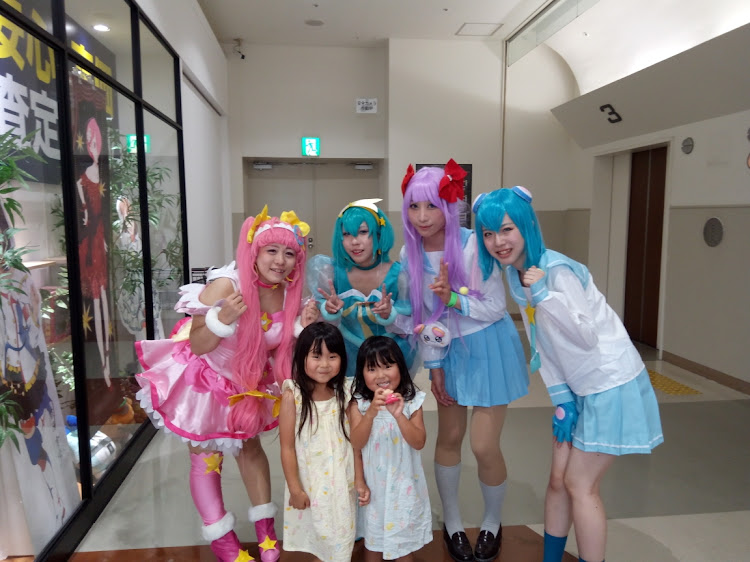 セレナのコスモール・コスプレ・痛車・ヴォクシー・西野カナに関するカスタム事例の投稿画像13枚目