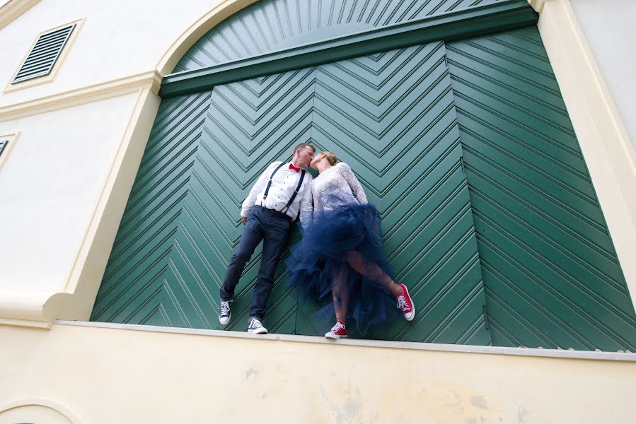 Fotógrafo de casamento Jakub Chodžajan (jakubch). Foto de 25 de março 2019