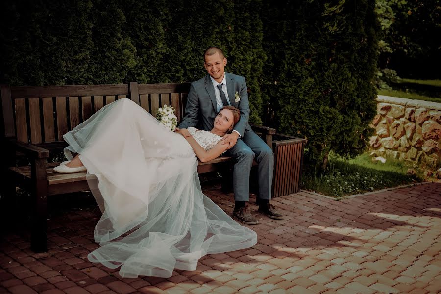 Wedding photographer Olesya Ryabkova (riabchic). Photo of 17 July 2019