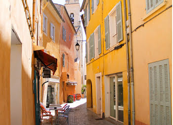 locaux professionnels à Sanary-sur-Mer (83)