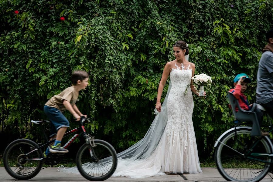 Wedding photographer Lucia And Fer (luciaizquierdo). Photo of 20 June 2017