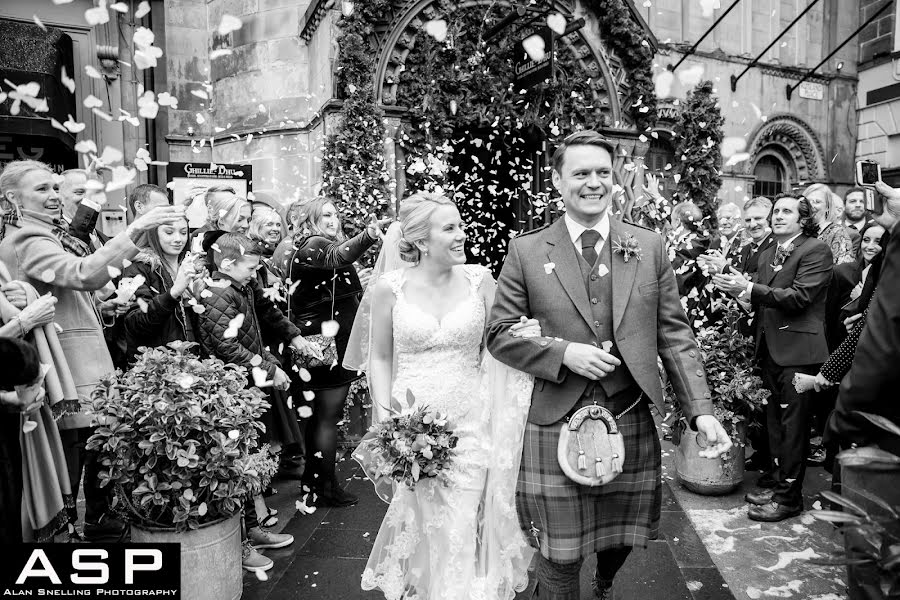 Wedding photographer Alan Snelling (aspweddings). Photo of 25 February 2022