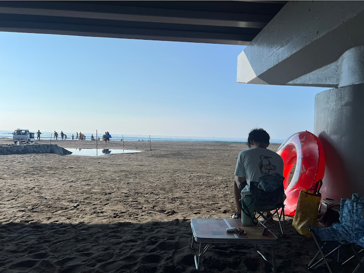 エブリイワゴンのバカンス中・吉浜海岸・2人旅に関するカスタム事例の投稿画像2枚目