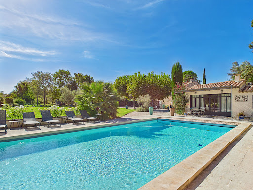 Maison avec piscine et terrasse 5