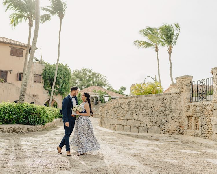 Fotografo di matrimoni Roberto Concepcion (x7lmjrb). Foto del 19 luglio 2022