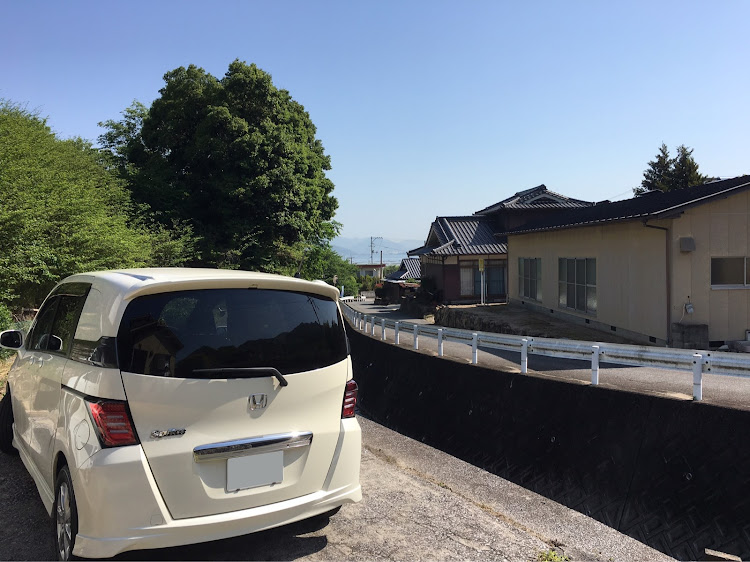 フリードのスパイク・島に関するカスタム事例の投稿画像2枚目