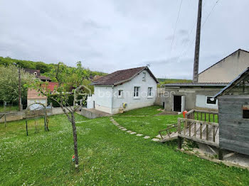 maison à Saint-Martin-du-Tertre (89)