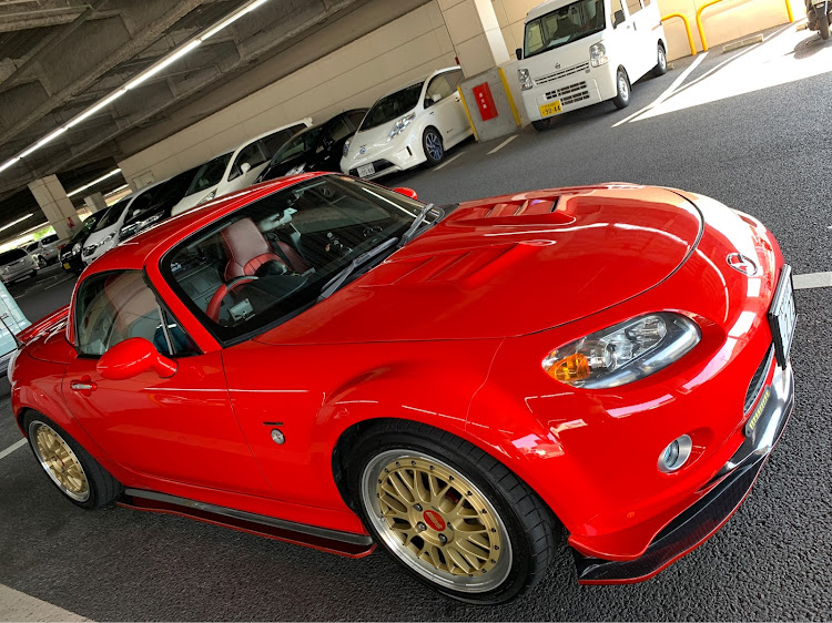 ロードスターのみんなでつくろうホイール図鑑・BBS・やっぱり赤が好き・梅雨明けまだ？に関するカスタム事例の投稿画像2枚目