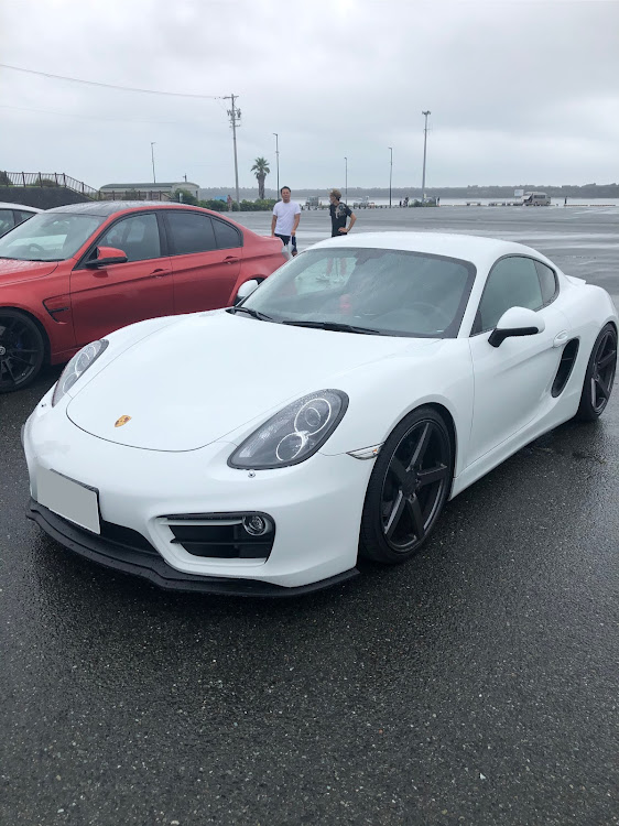 M4 クーペの7月5日ミーティング・福田漁港ミーティング・参加された皆さま・50台近く集まってくれました・また来月もミーティング参加で楽しくに関するカスタム事例の投稿画像5枚目