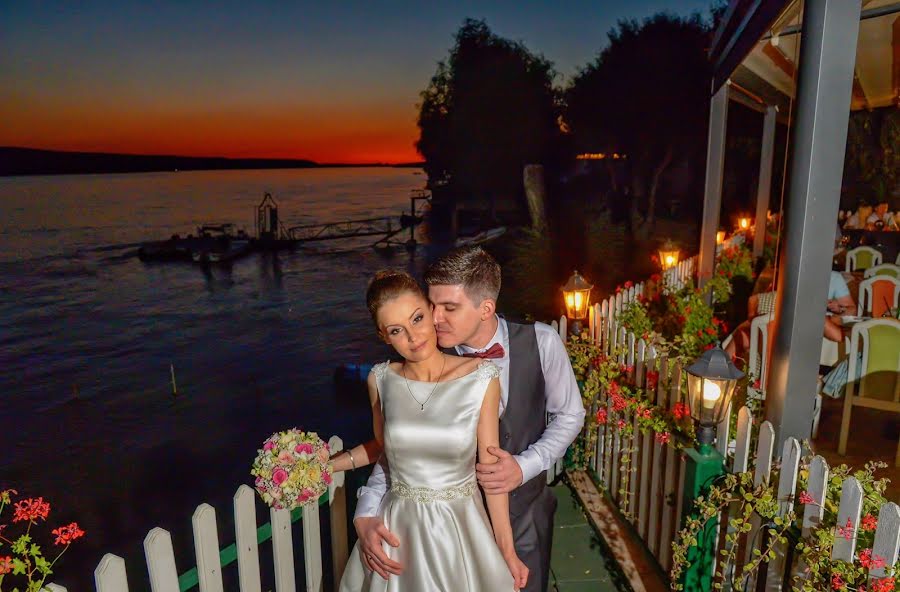 Bryllupsfotograf Sasa Rajic (sasarajic). Bilde av 12 september 2020