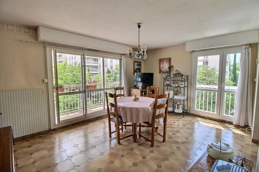 Vente appartement 5 pièces 77 m² à Marseille 10ème (13010), 182 000 €