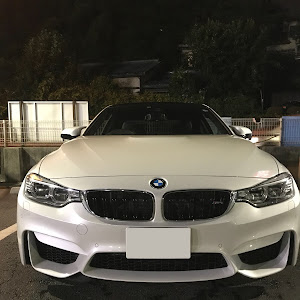 M4 クーペ