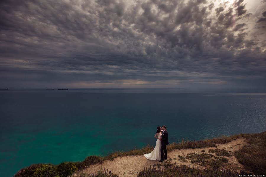 Fotografer pernikahan Roman Kharlamov (romanno93). Foto tanggal 4 Juni 2014