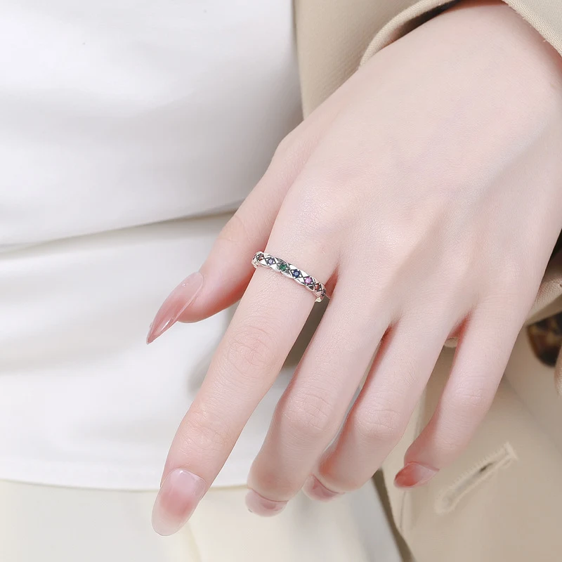 S925 Sterling Silber Luxus Ring, klein, Duft-Rhombenförmig, Fashion-Persönlichkeit. Ein edler Fingerring für Damen.