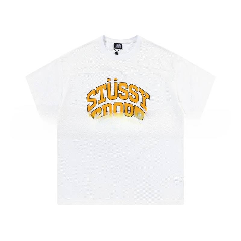 T-shirt de sport et loisirs avec impression de lettres Manches courtes simples. Confort et style pour le sport et les loisirs, personnalisable.