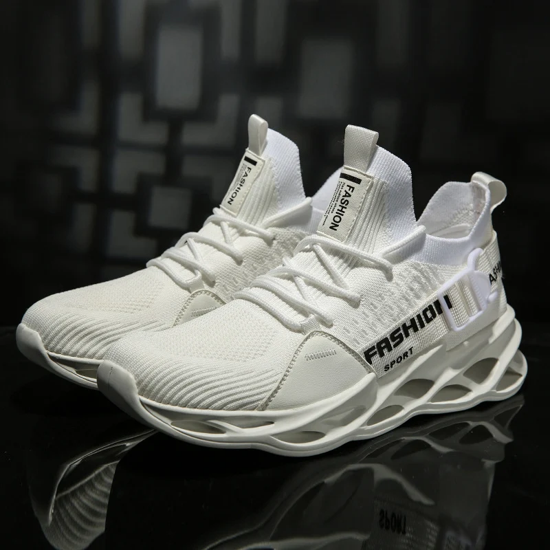 Baskets décontractées en mesh tissé volant. Chaussures respirantes et légères pour homme et femme, idéales pour un usage quotidien.