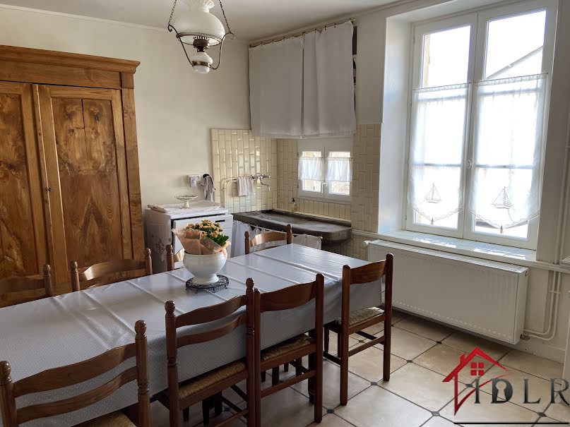 Vente maison 7 pièces 147 m² à Chatillon-sur-saone (88410), 101 000 €