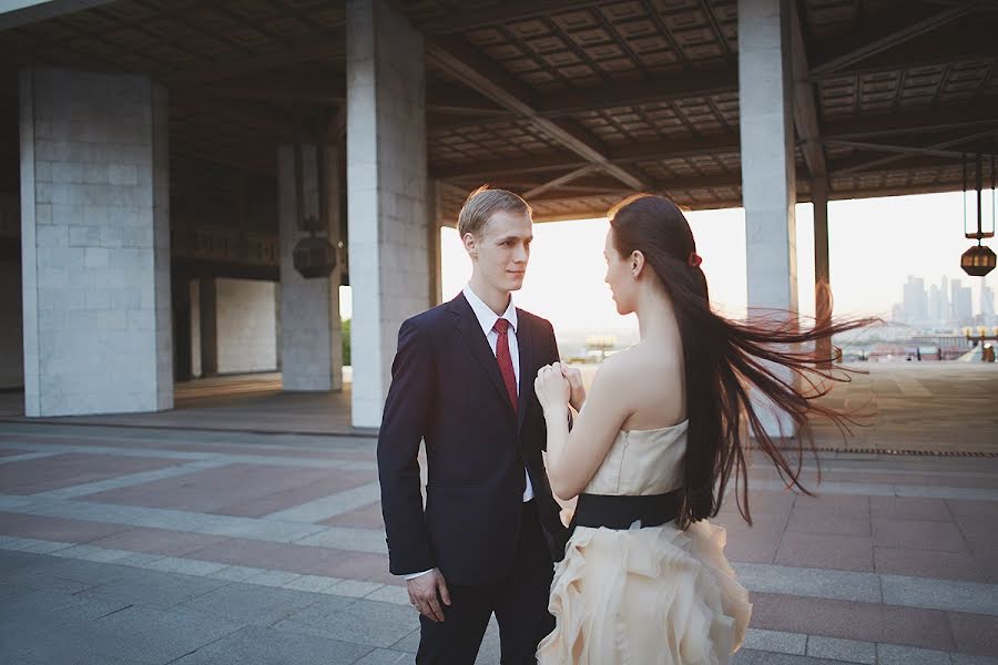 Wedding photographer Evgeniya Krasovskaya (alessa-white). Photo of 20 May 2014