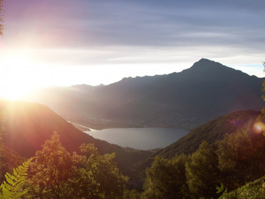 Alba sul lago di Como di nikokvfrmoto