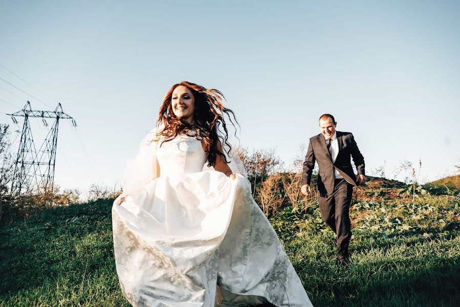 Wedding photographer Maksim Chernyy (blackmax). Photo of 15 February 2019