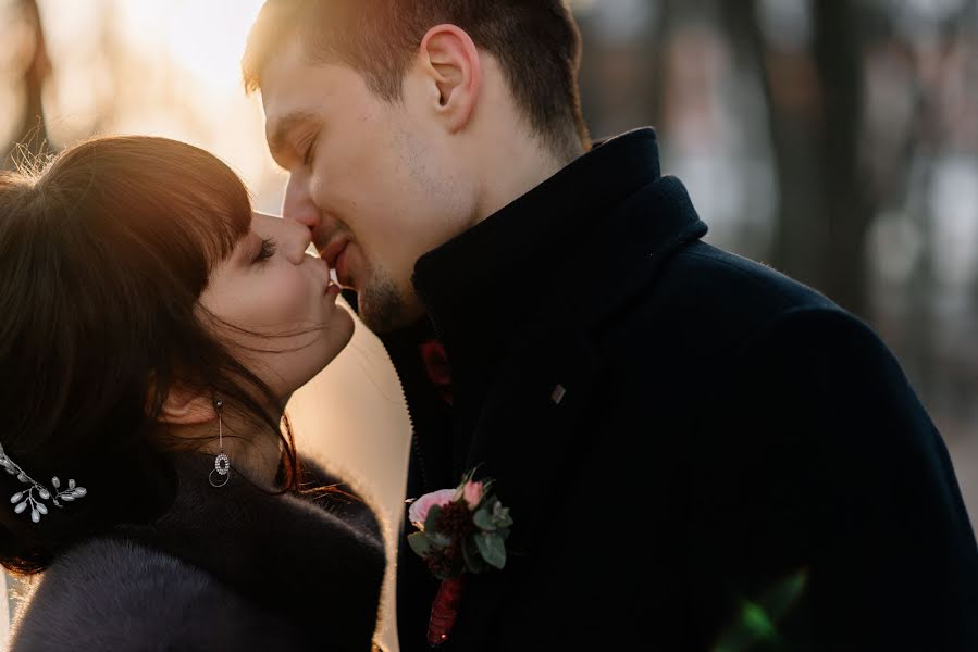 結婚式の写真家Yura Morozov (sibirikonium)。2021 4月5日の写真
