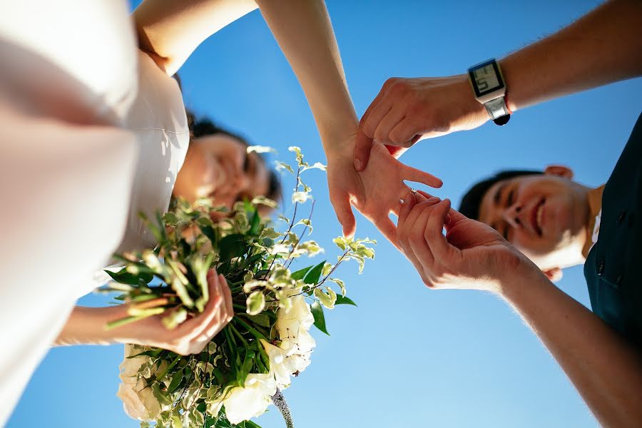 Fotógrafo de casamento Nastya Volkova (nastyavolkova). Foto de 5 de abril 2020