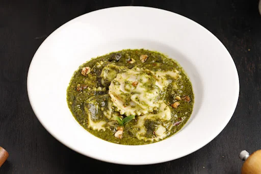 Ravioli In Pesto Sauce