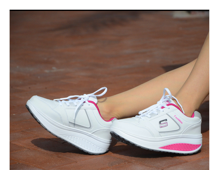 Title 6, Zapatillas deportivas de cuña plataforma de cue...