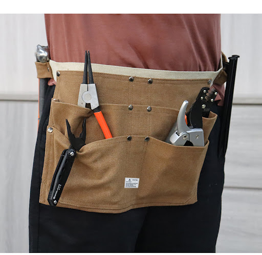 Title 14, Multi-Pocket Kit Apron for women & men, ideal f...