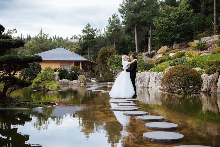 Fotógrafo de casamento Irina Makhinich (makhinich). Foto de 12 de dezembro 2015