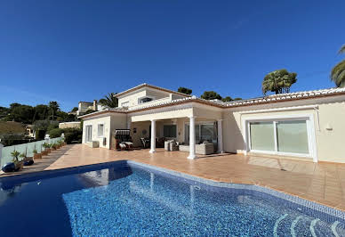 Villa with pool and terrace 1