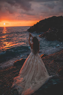 Fotógrafo de casamento Eleonora Chkheidze (eleonelitaph). Foto de 10 de julho 2019