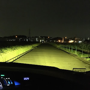 エスティマ AHR20W