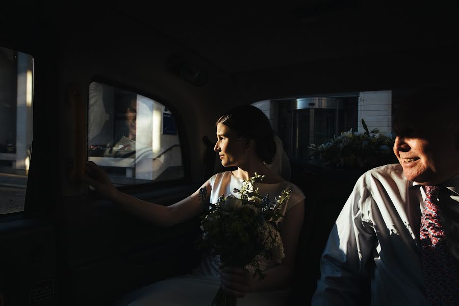 Fotógrafo de casamento Lyndsey Goddard (lyndseygoddard). Foto de 17 de outubro 2017