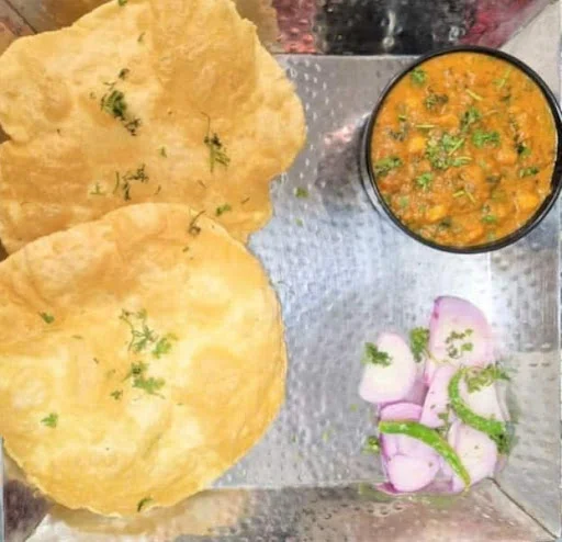 Chole Bhature [2 Bhature]