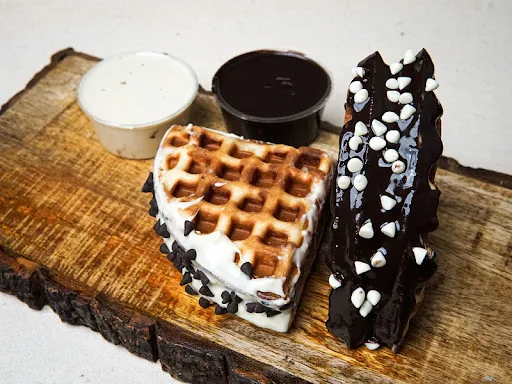 Dark Chocolate Exotic Pocket Waffle